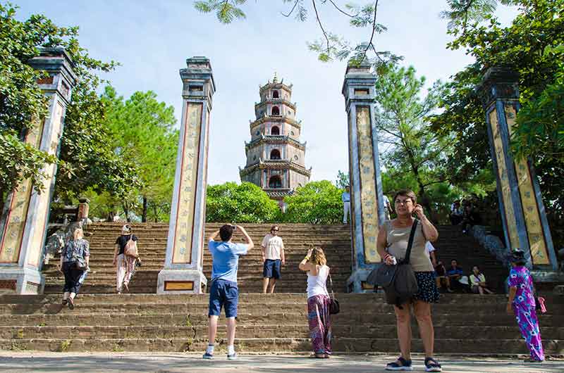373 - Vietnam - Hue - pagoda Thien Mu